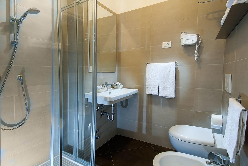 Hotel Niagara Cattolica Luaran gambar