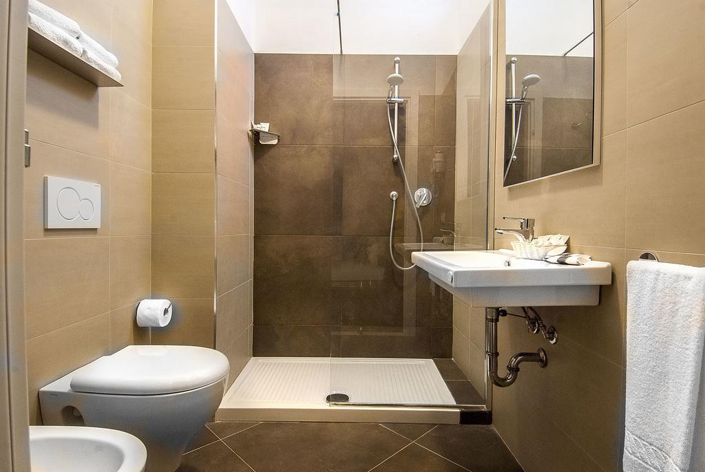 Hotel Niagara Cattolica Luaran gambar